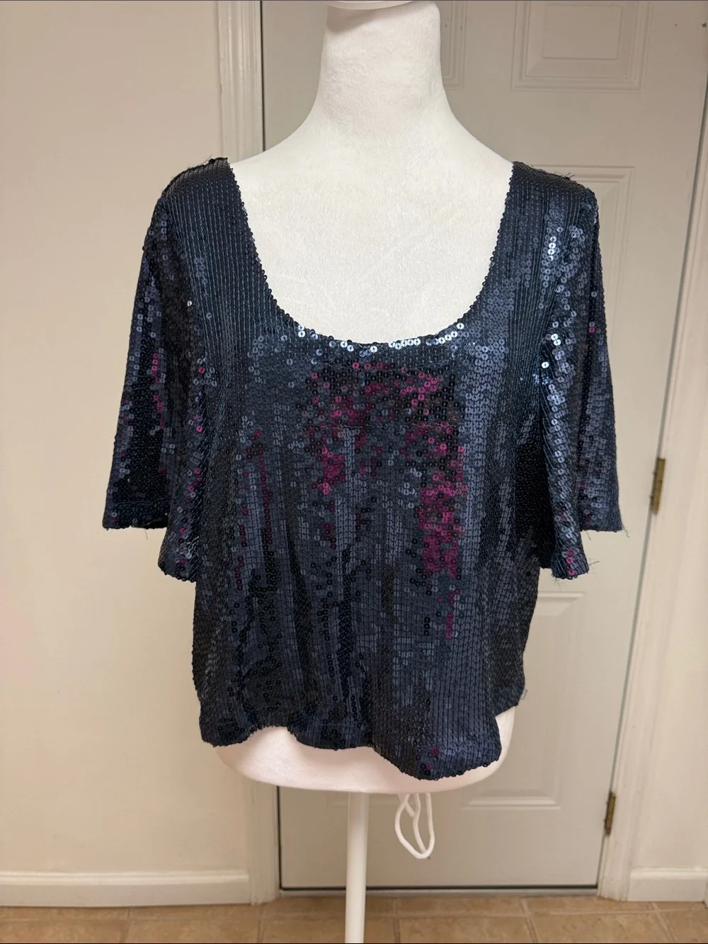 Free People Sequined Navy Scoop Neck Short Sleeve Top size S/P